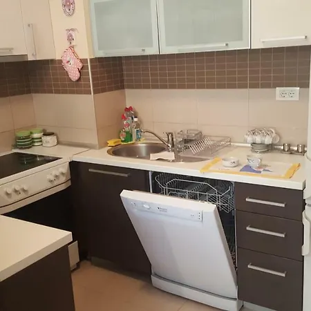 Sara 2 Апартаменты *